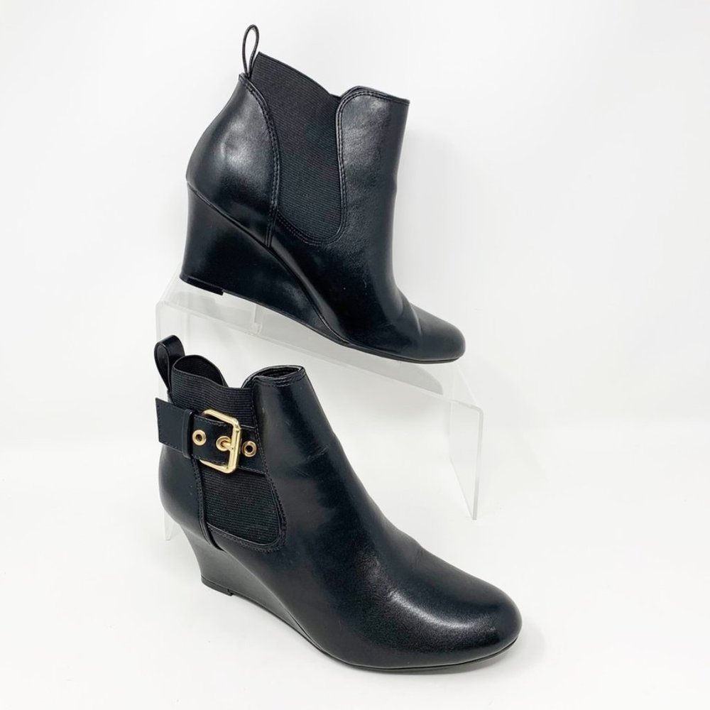 Dexflex Comfort Black Wedge Bootie Size 6